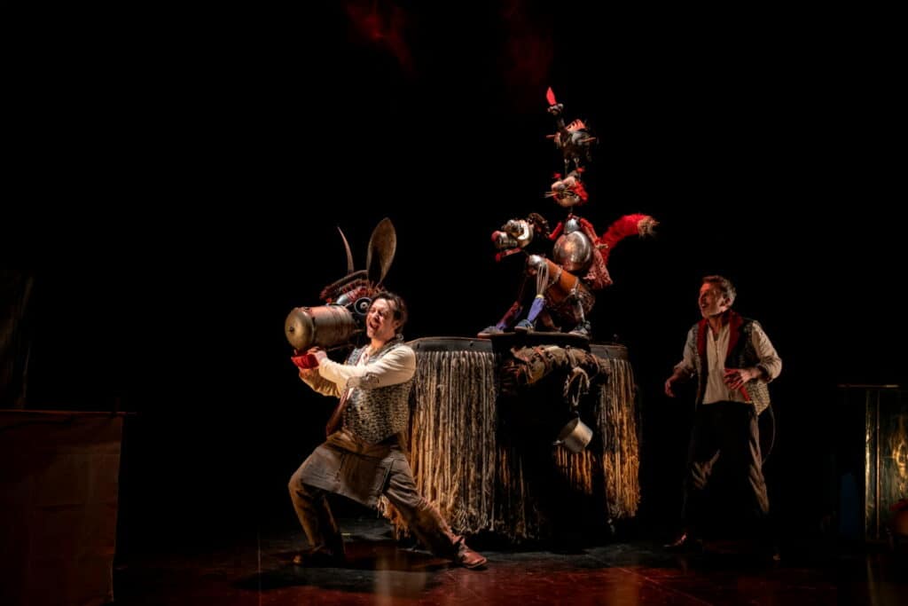 Comédie musicale et théâtrale inspirée du conte "Les musiciens de Brême" des frères Grimm. Spectacle jeune public et familial pour aborder le temps qui passe. Théâtre intergénérationnel pour parler de la vieillesse et des changements sociétaux.