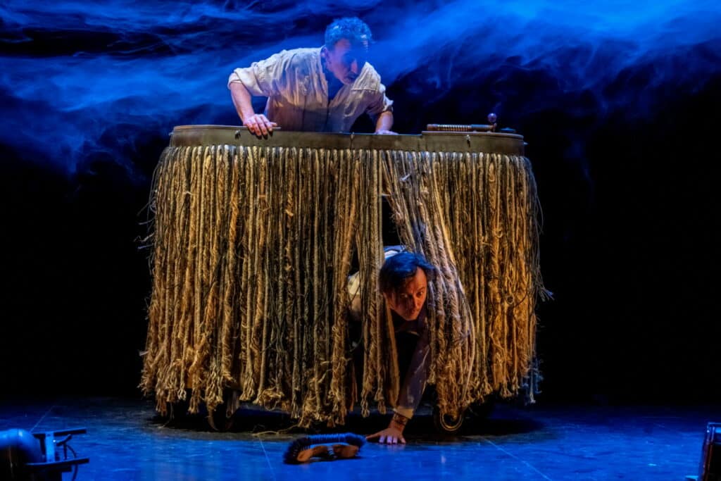 Comédie musicale et théâtrale inspirée du conte "Les musiciens de Brême" des frères Grimm. Spectacle jeune public et familial pour aborder le temps qui passe. Théâtre intergénérationnel pour parler de la vieillesse et des changements sociétaux.